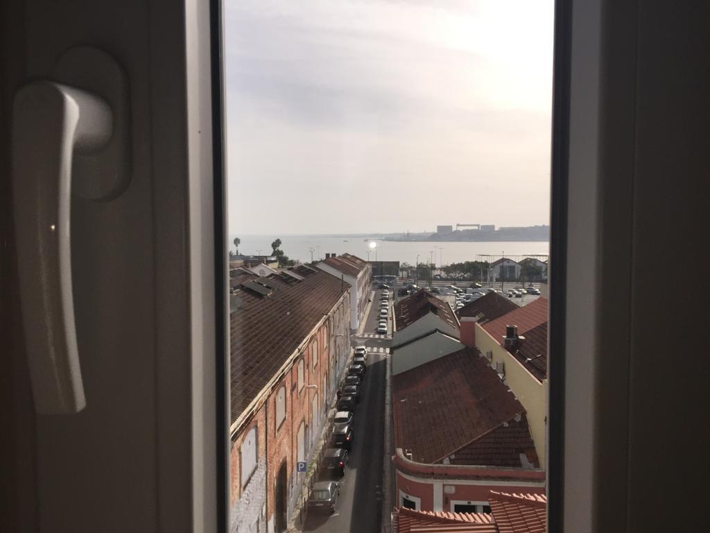 现代孔德巴朗斯斯公寓 Lisboa 客房 照片