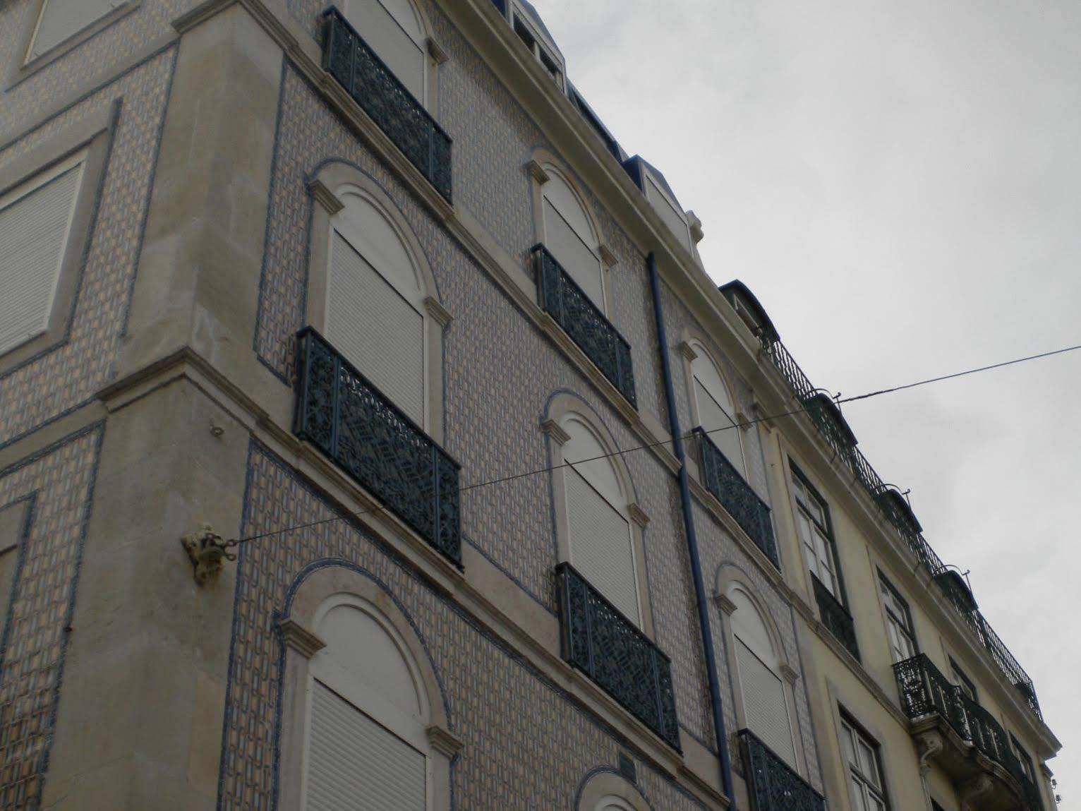 现代孔德巴朗斯斯公寓 Lisboa 外观 照片